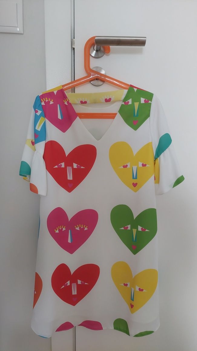 Vestido criança Agatha Ruiz de La Prada

Novo. Ainda com etiqueta. 

T