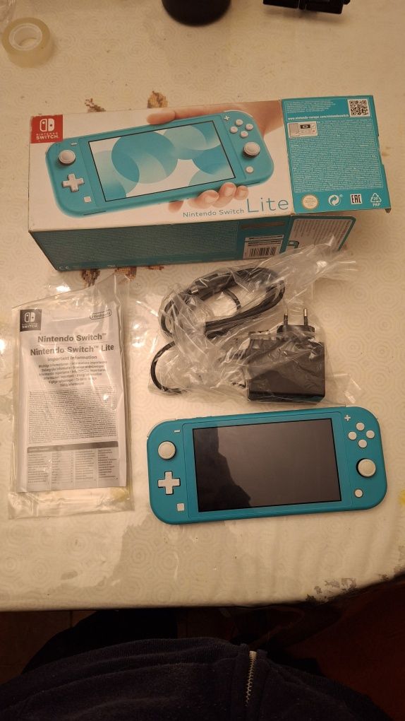 Nintendo Switch Lite 32GB como nova