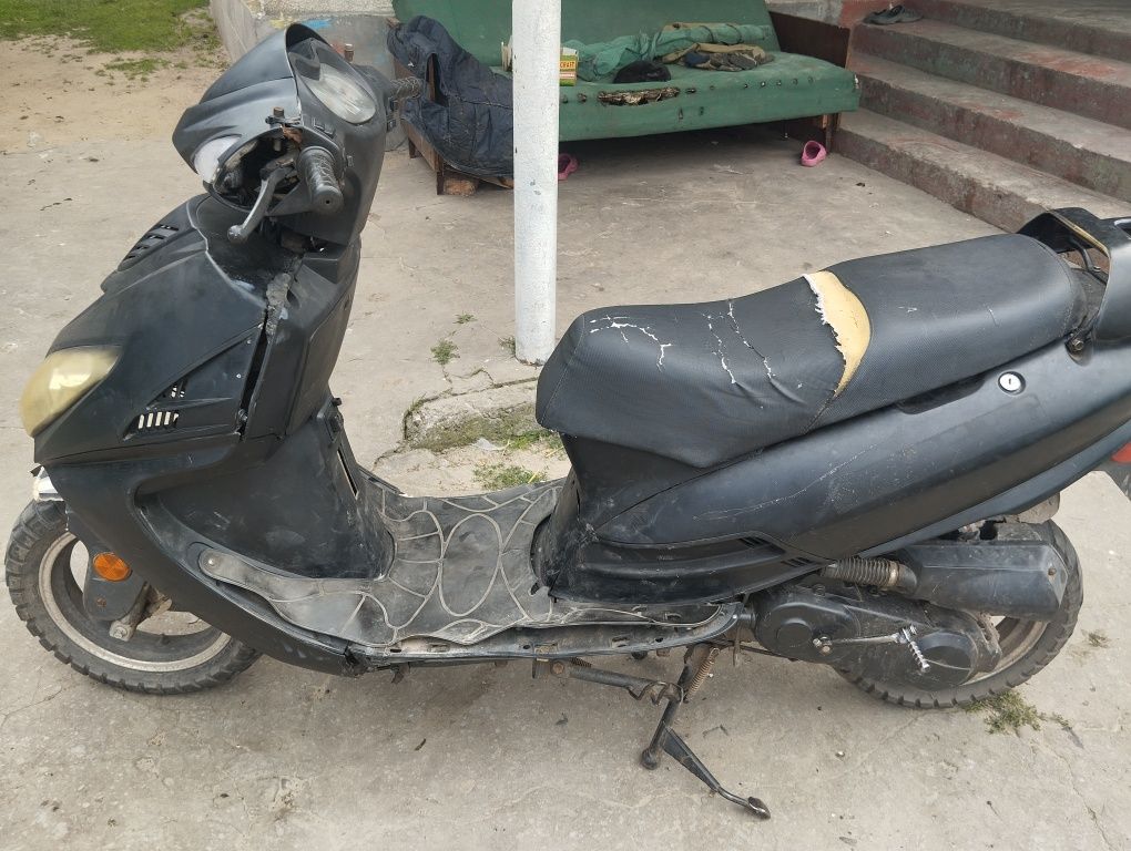 Продам скутер Вайпер 80