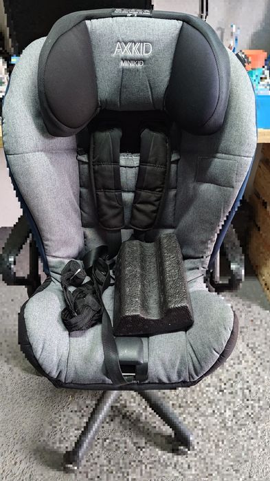 Axkid MINIKID fotelik stan bdb