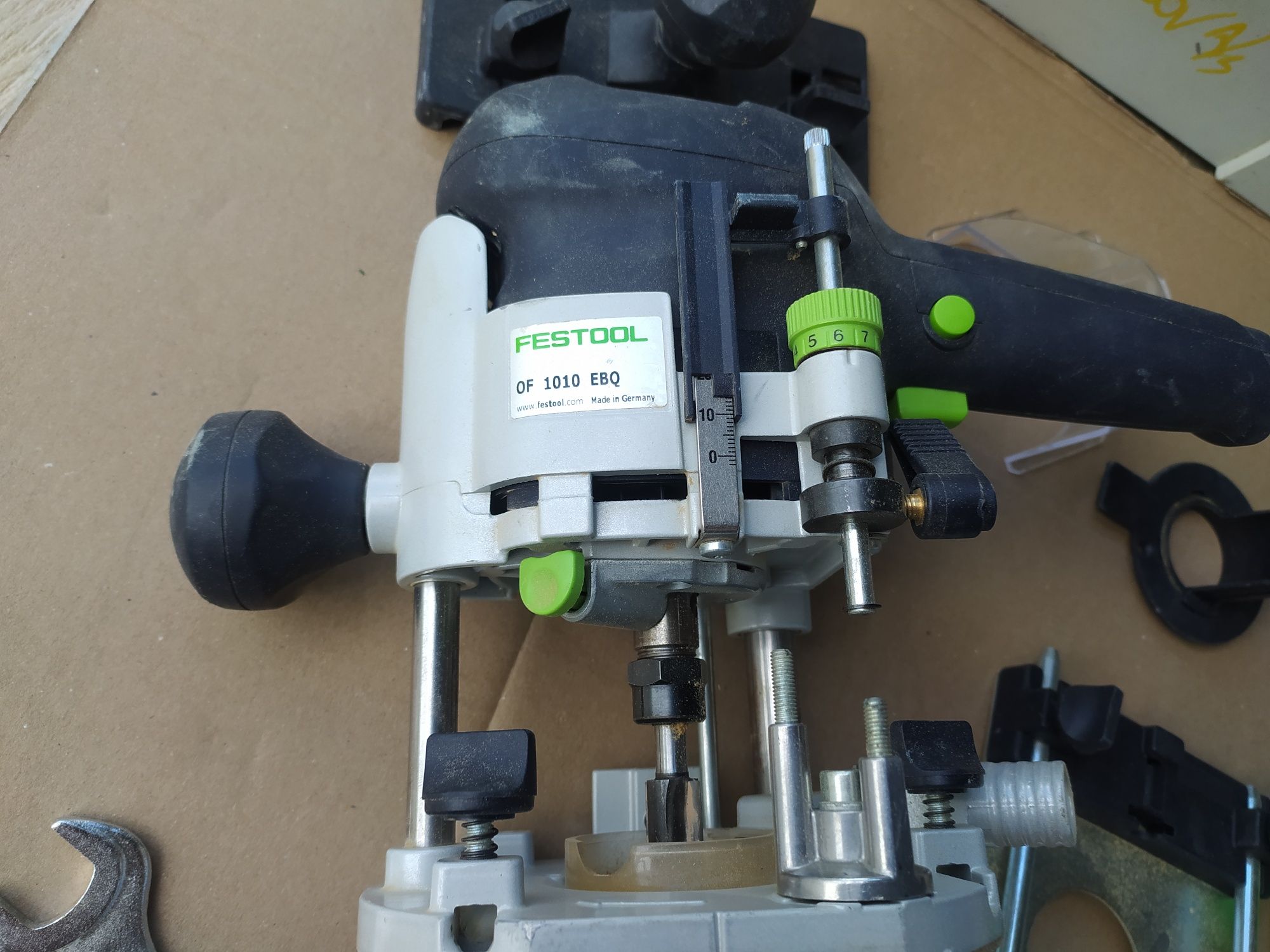 Frezarka Festool OF 1010 EBQ