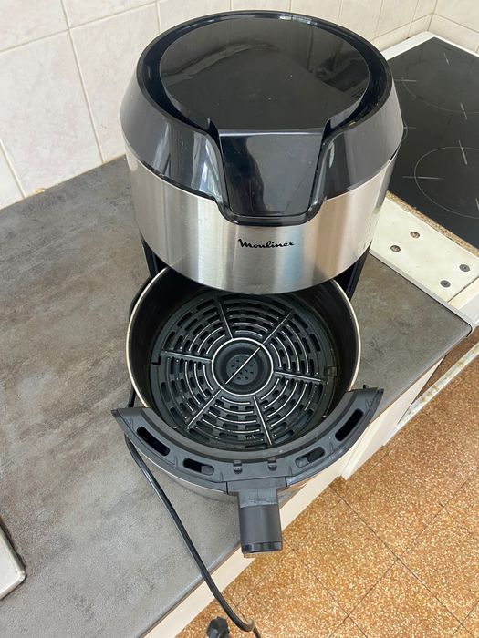 Fritadeira sem Óleo MOULINEX quase novo