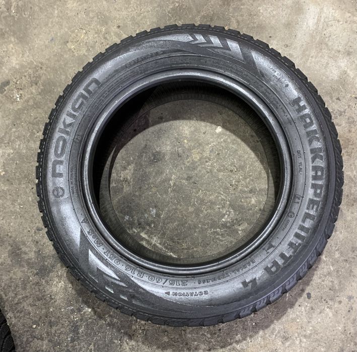 Шини Nokian Hakkapeliitta 4 215/60 R16 пара
