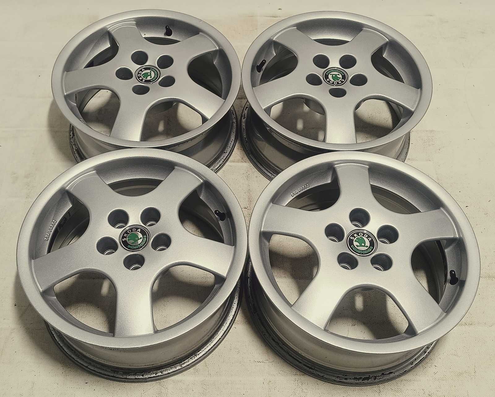 Alufelgi 15" SKODA 5x100 6.5J ET35 Octavia Fabia Roomster Felgi