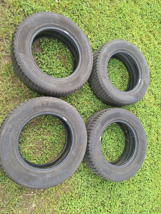 Opony zimowe Pirelli Scorpion 235/65 R17 2023 r.