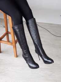 Женские кожаные демисезонные сапоги 38 размера