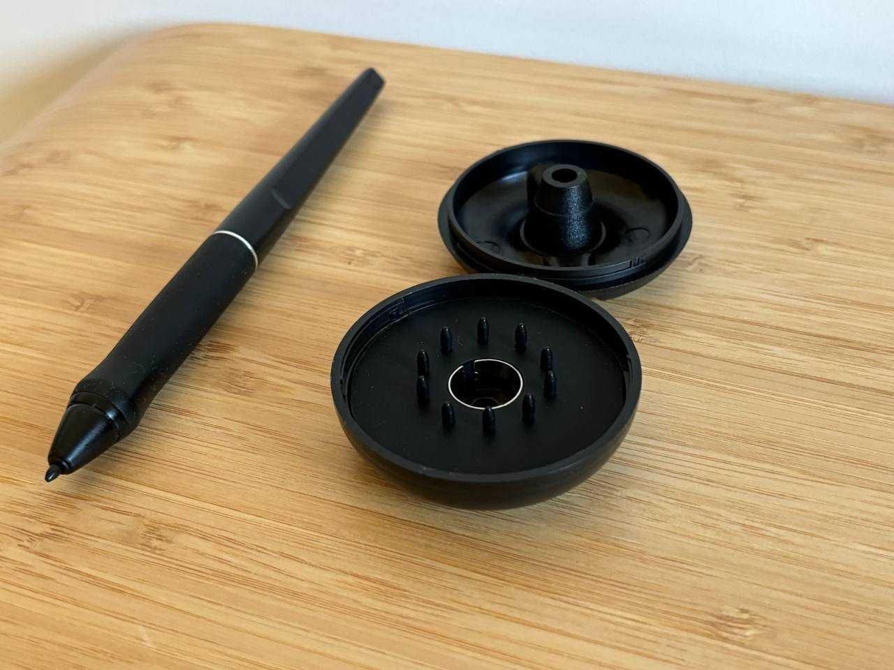 HUION Kamvas 16 (GS1561) Vende-se ecrã gráfico