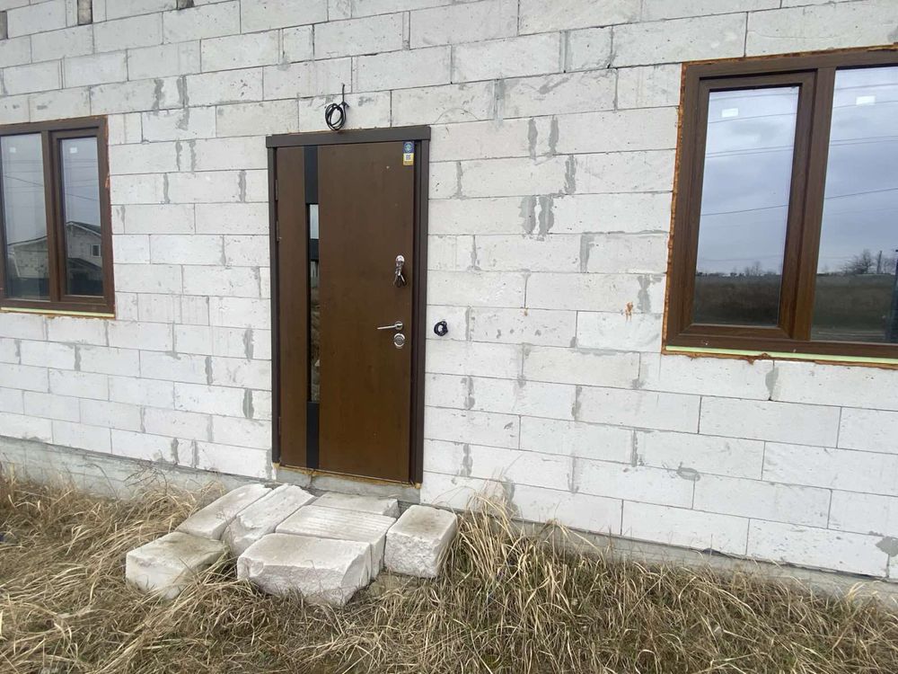 Будинок в Бучанському районі.Озеро 50 м.Держ.програми-ТАК!