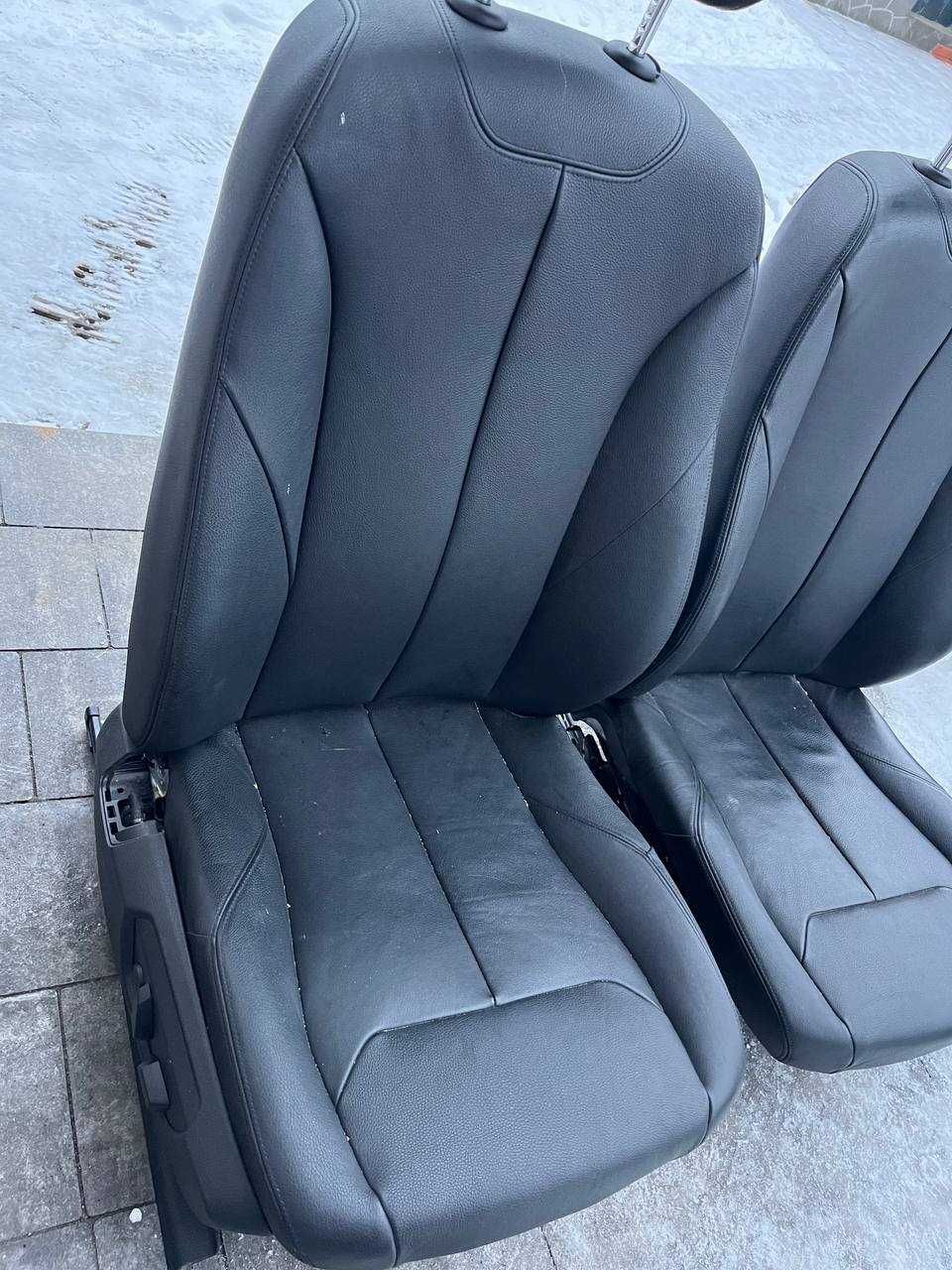 Сидіння від BMW F30