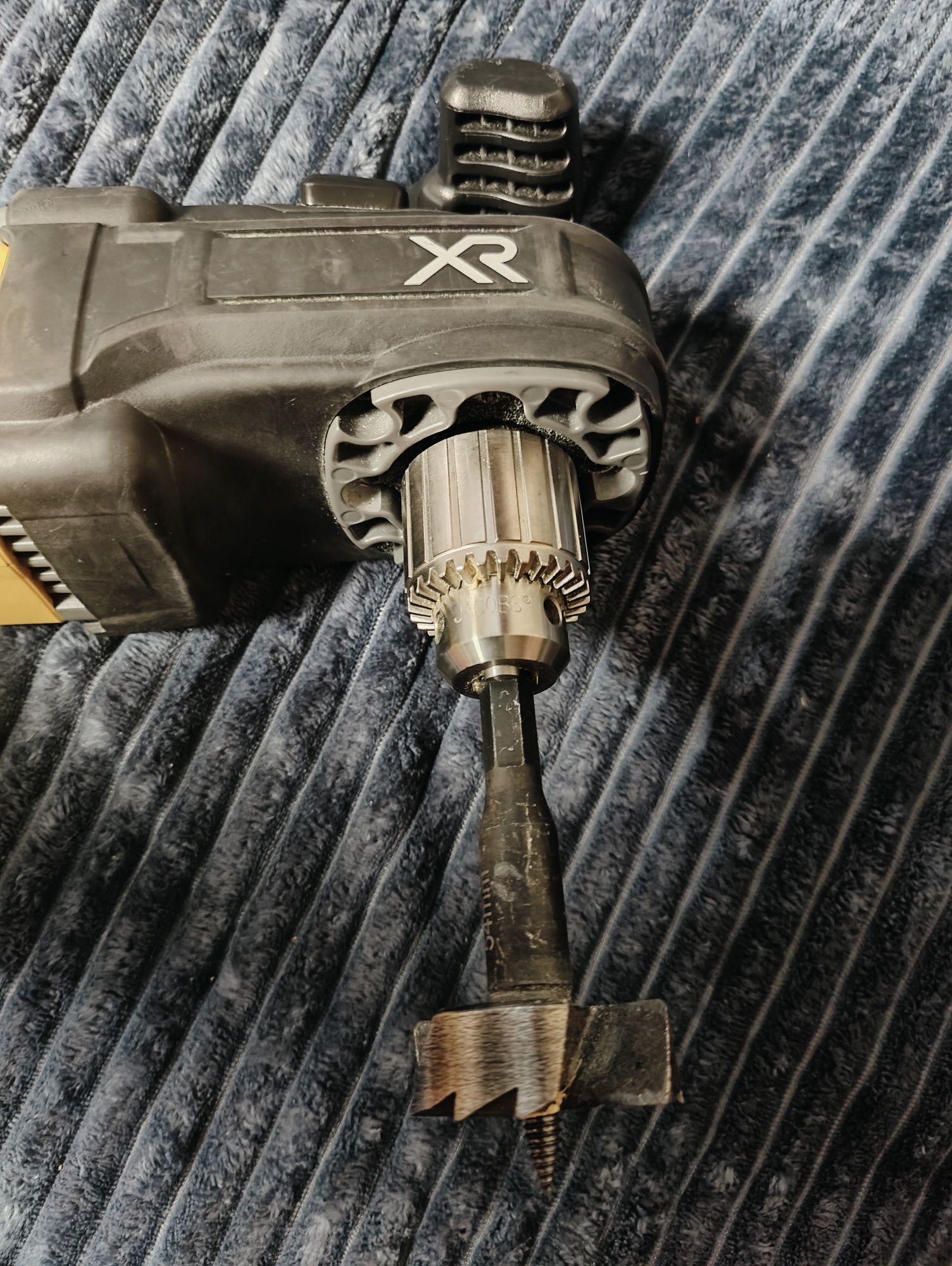 Wiertarka kątowa DeWalt DCD444 + bateria 9AH