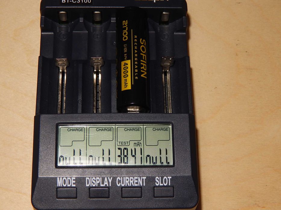 Фонарь светодиодный Sofirn С8G + акк 4000 mAh + чехол Convoy