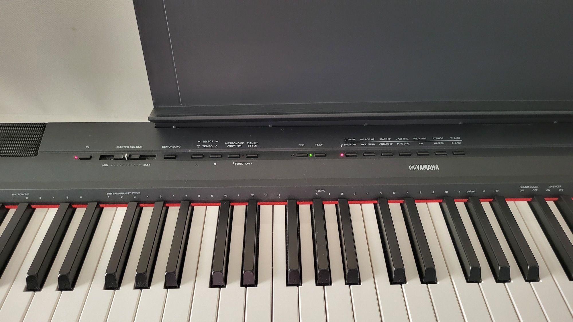 Piano Yamaha P115