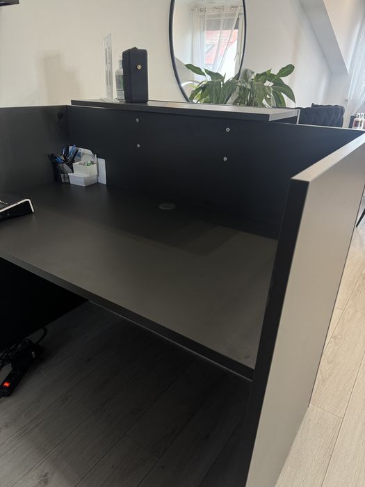 Lada recepcyjna recepcja jak nowa