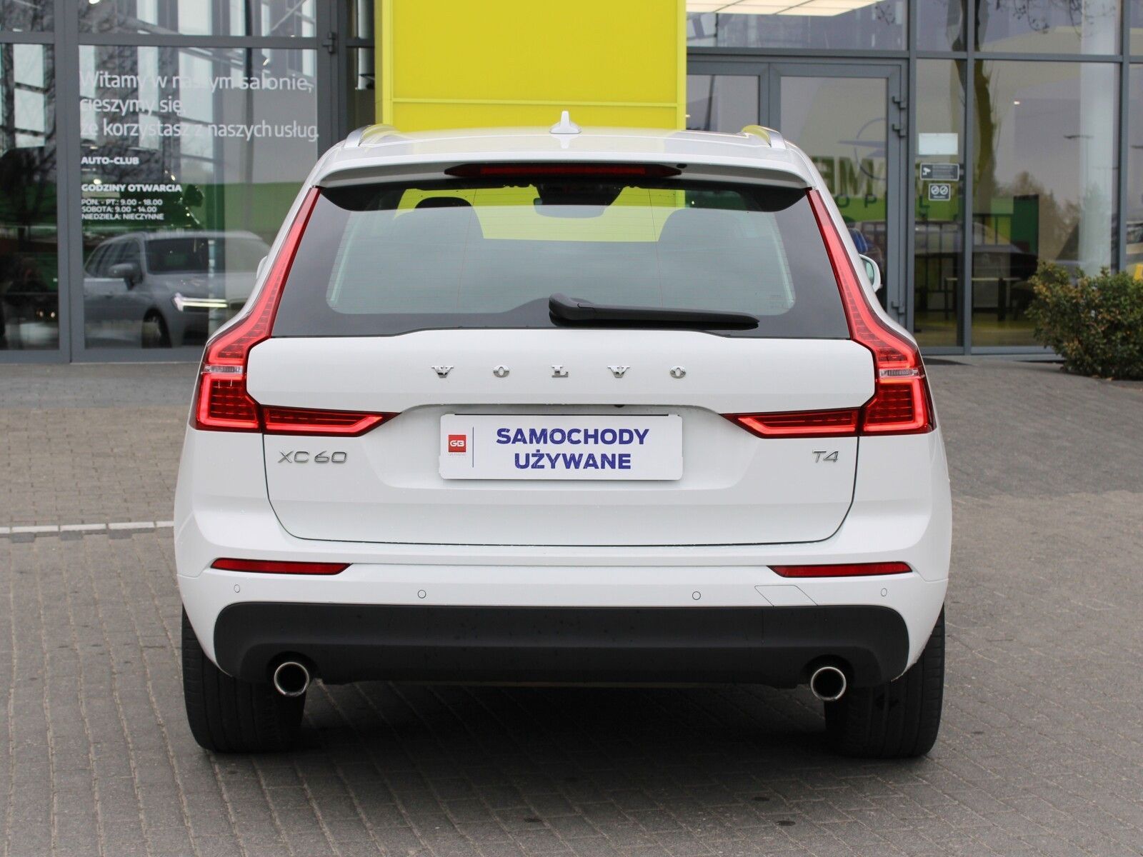 Volvo XC 60 Volvo XC 60 2.0 T4 190KM A8 Momentum Pro Salon PL FV23% Serwis ASO
