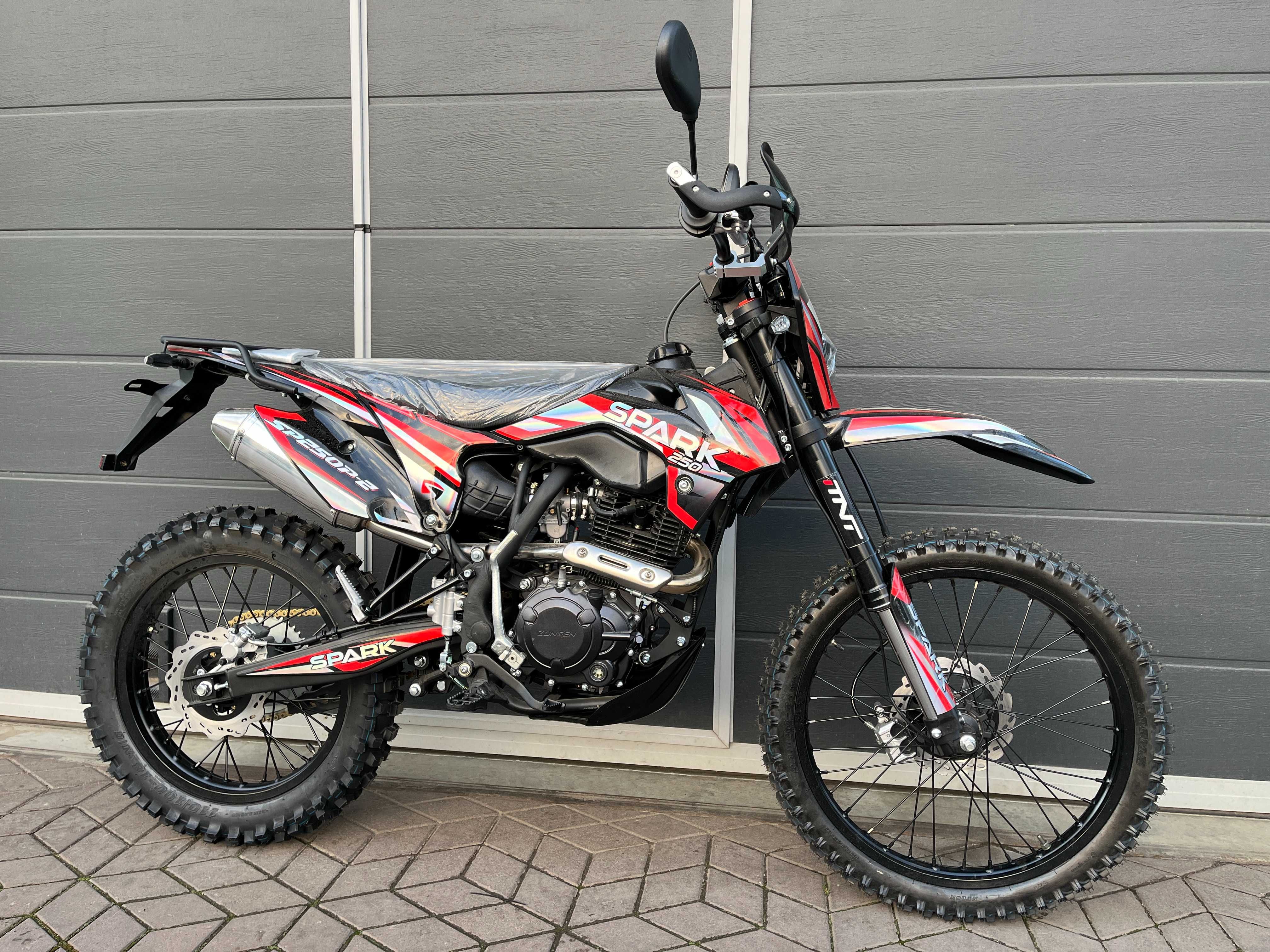 Мотоцикл Spark SP250P-2 Ендуро/Крос 21 (к. с.)