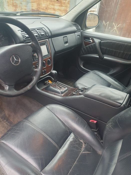 Продам Mercedes ML270
