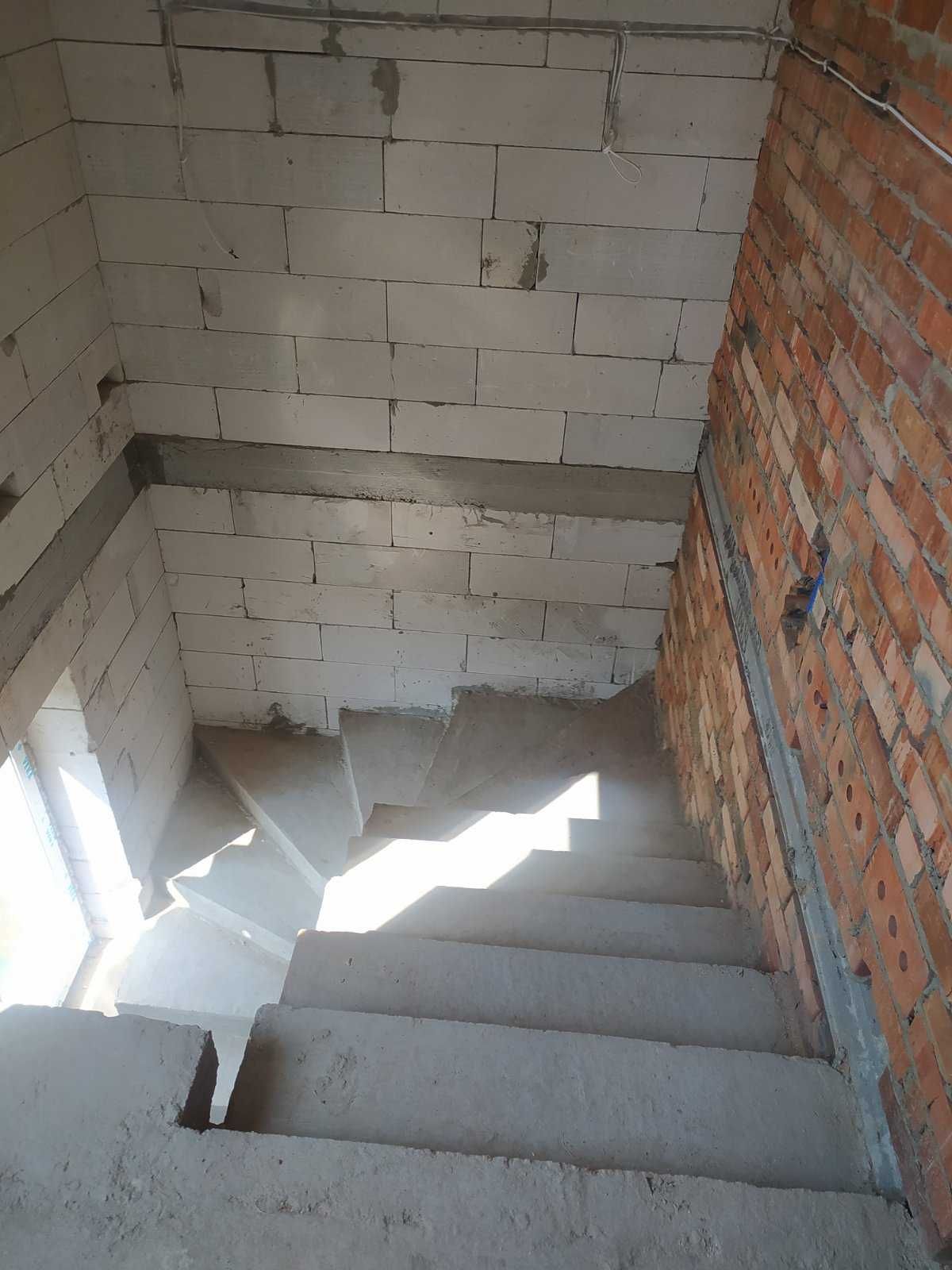 (3) Продам будинок в Якушинцях 0345