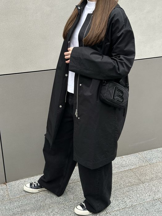 Чорний плащ zara water repellent