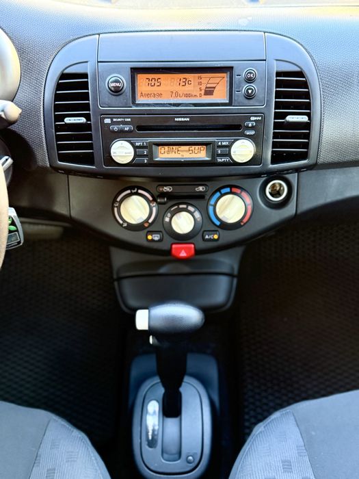 Nissan Micra Автомат Идеал Состояние