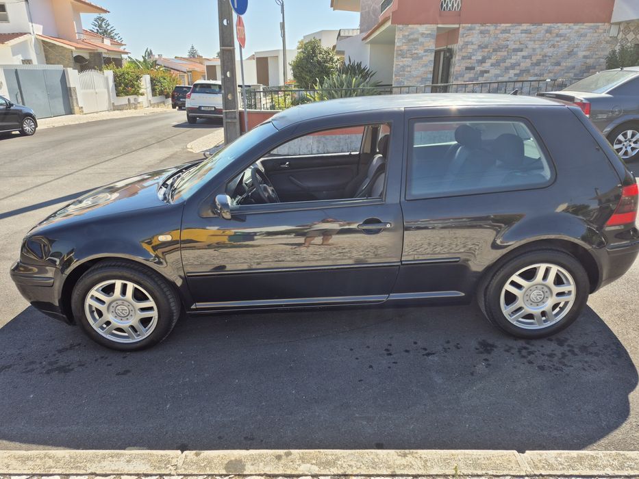 Golf 2003  4 1.6 3.200