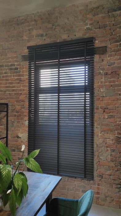 Plisy, rolety rzymskie, żaluzje drewniane aluminiowe, rolety w kasecie