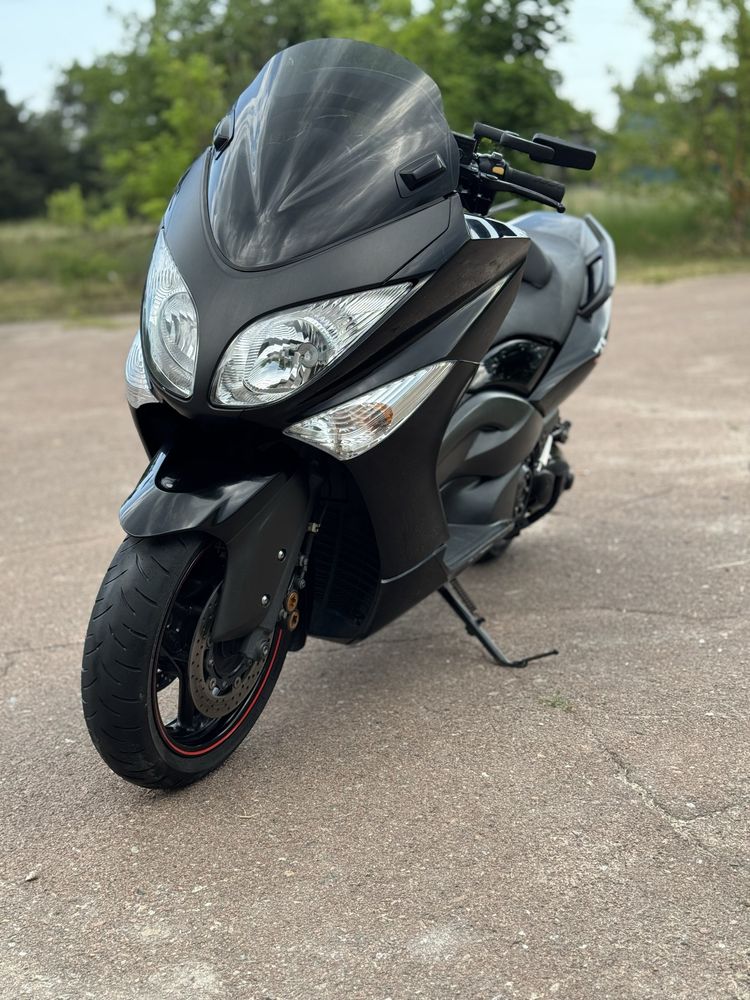 Максі - скутер Yamaha T-MAX 500 Ямаха з Японіі