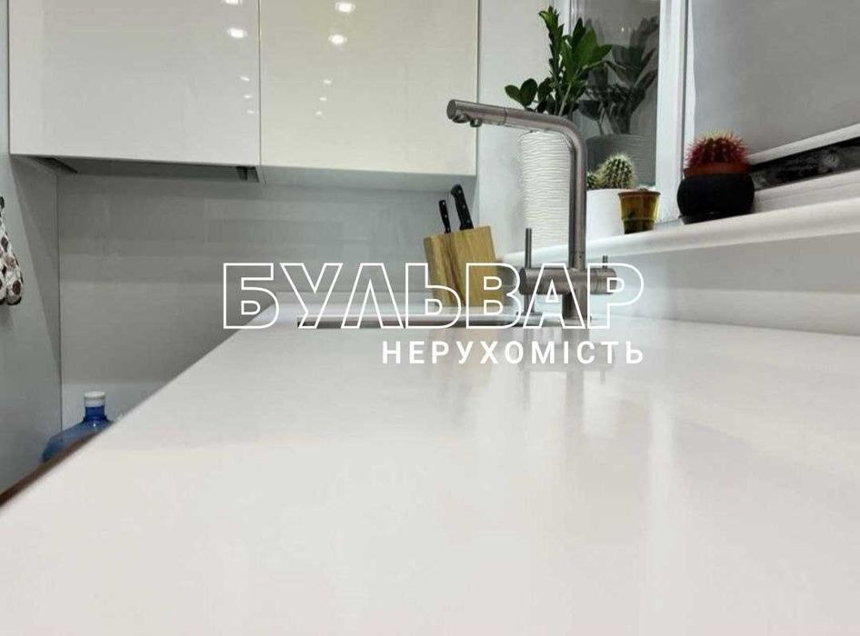 Продам!! 3 к.кв. - 90 м2, Новострой, ЖК Дуэт, Алексеевка