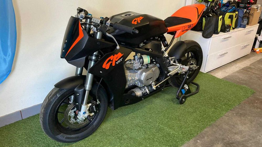 YCF minigp 125 2mth + drugi silnik 190 4mth - faktura VAT OK2race