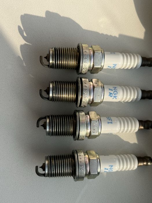 Свічки ірідієві та лямда мітсубіші аутлендер 2.4 на двигун 4B12
