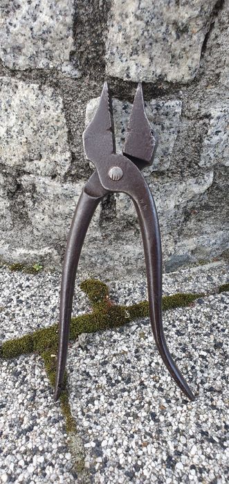 Stare szczypce, kleszcze szewskie