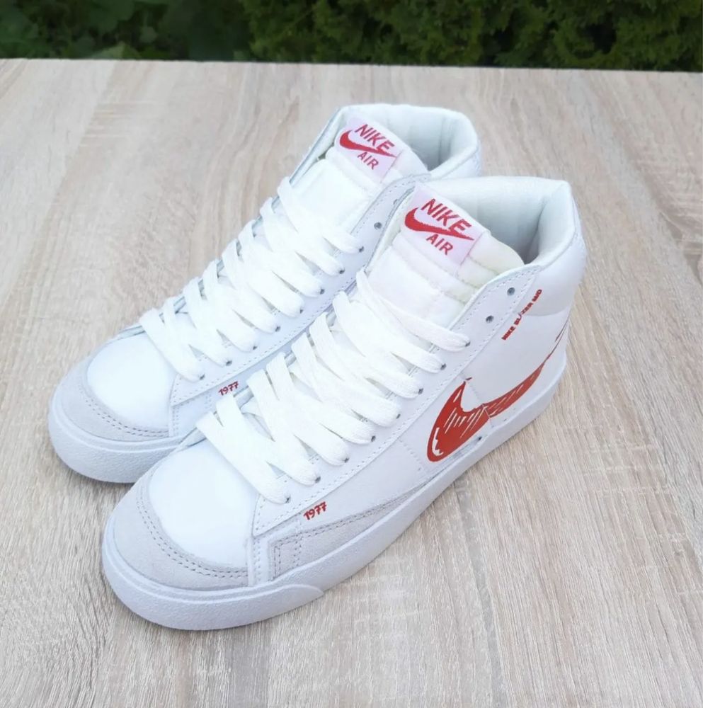 Кросівки Nike Blazer Mid Білі з червоним високі модні кеди блезер