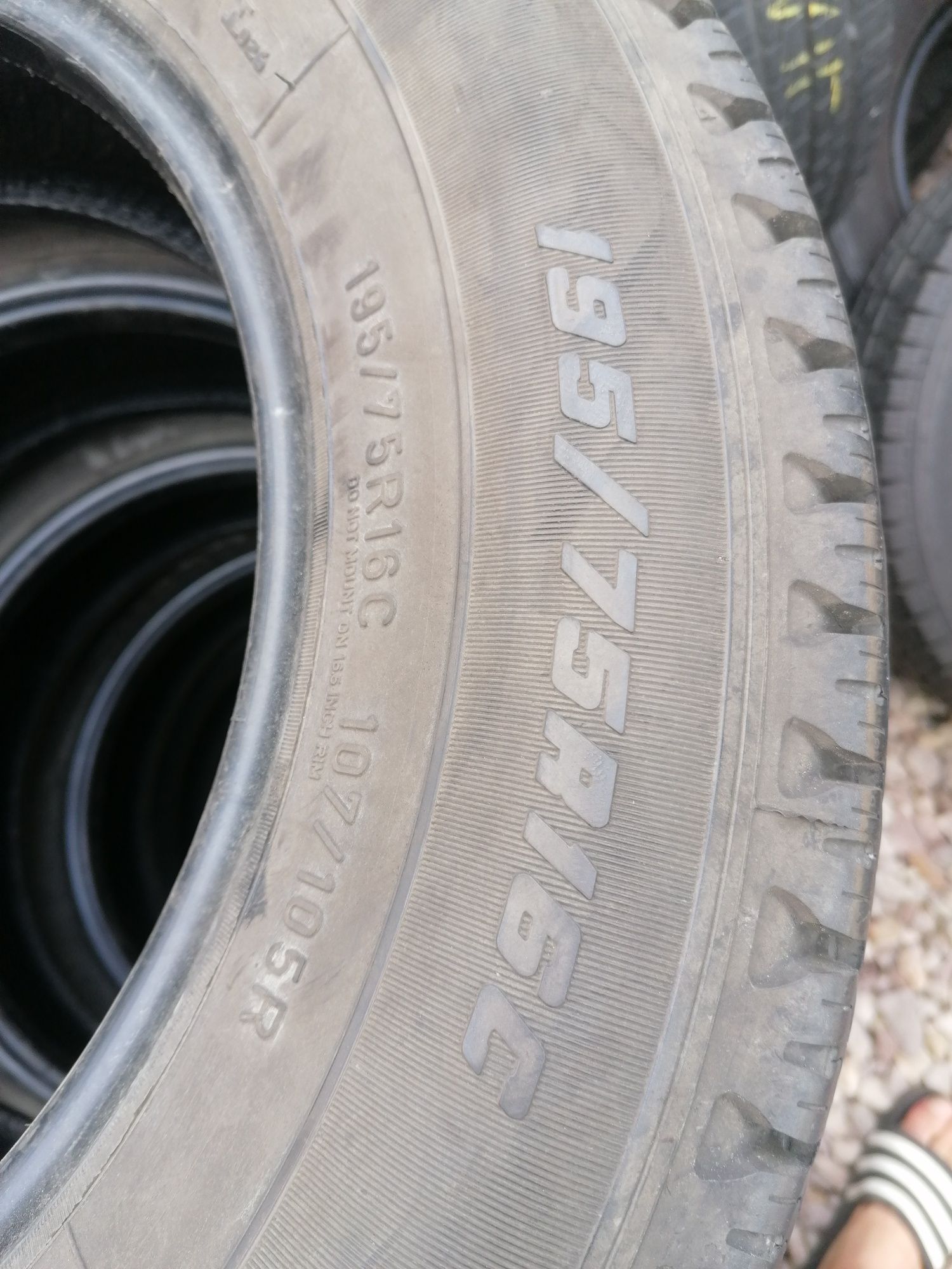 195/75/16 C Goodyear wielosezonowe całoroczne