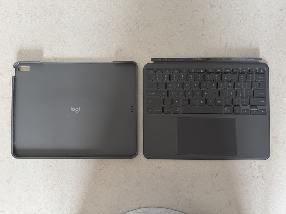 Klawiatura Logitech Combo Touch do Ipad Air 13 M3