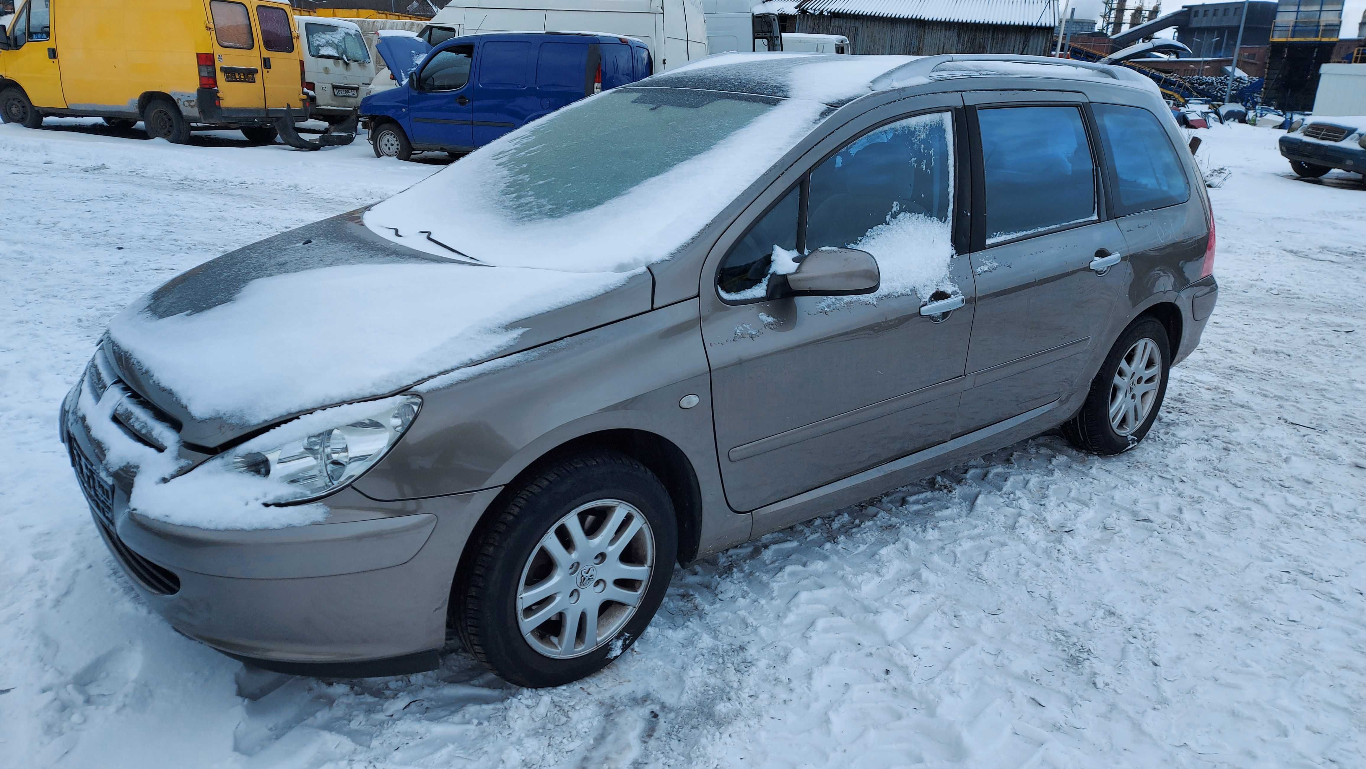 Peugeot 307 SW KDAC maska przednia FV części/dostawa