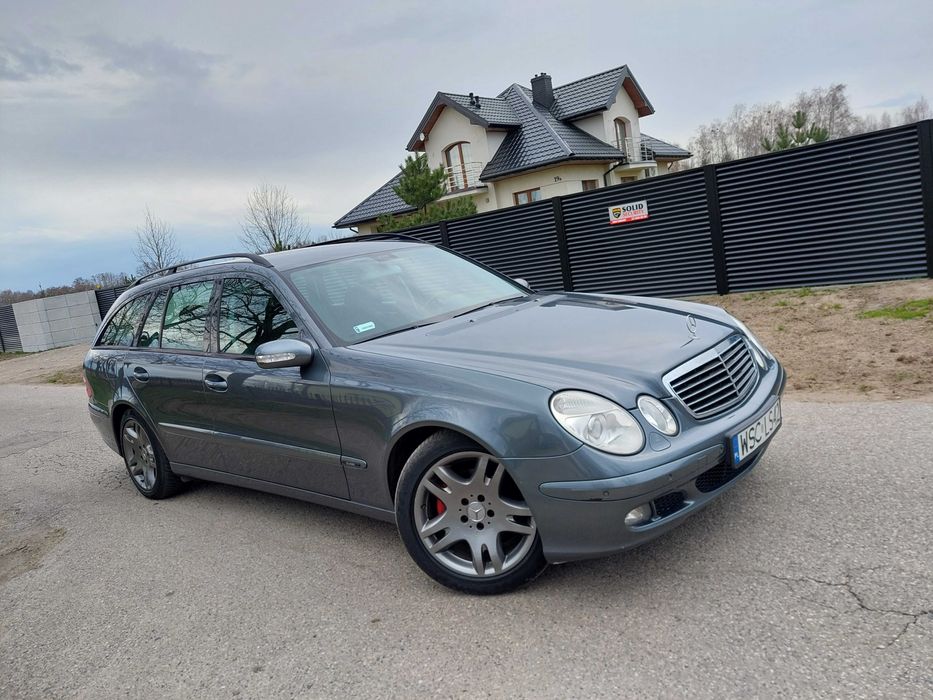 MERCEDES E280 Cdi_Lift_Bixenon_Navi_Pełna Pneumatyka_Zadbany