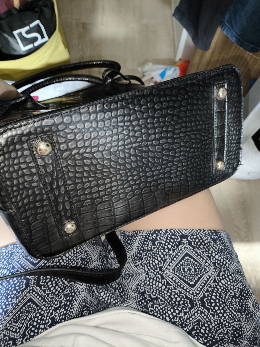 Mala grande e mochila tipo hippie
