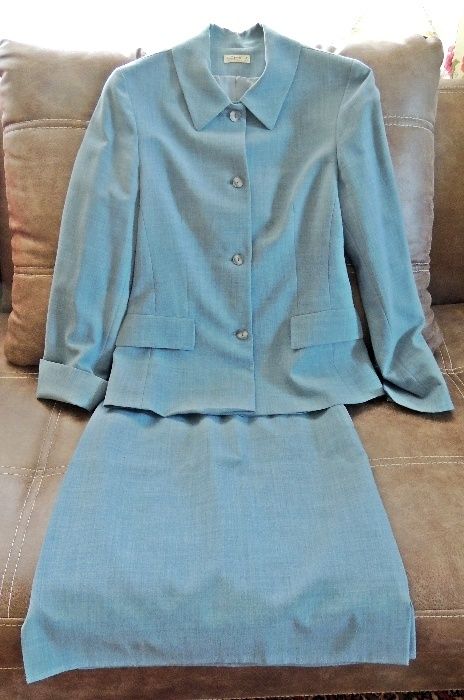 Костюм , 43% шерсть / CHR/ пиджак и юбка, голубой