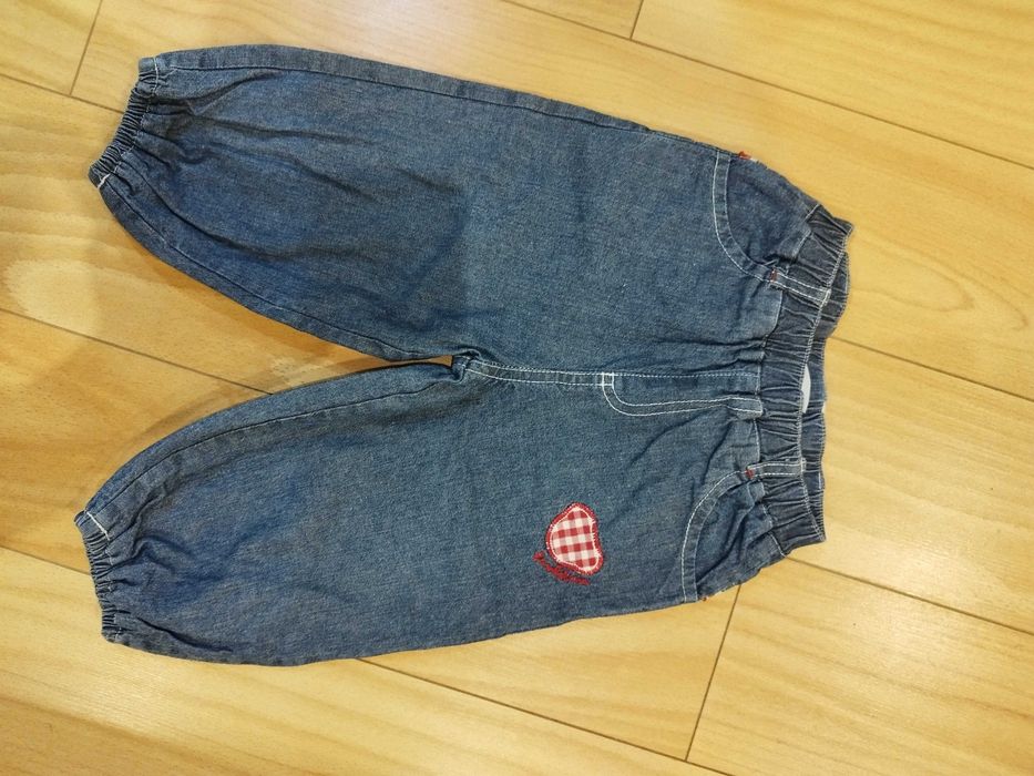 Calça de ganga para menina