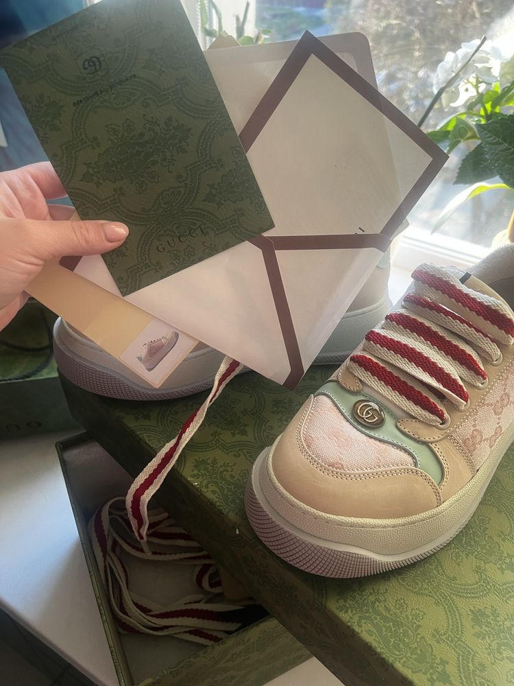 Продам кроссовки GUCCI