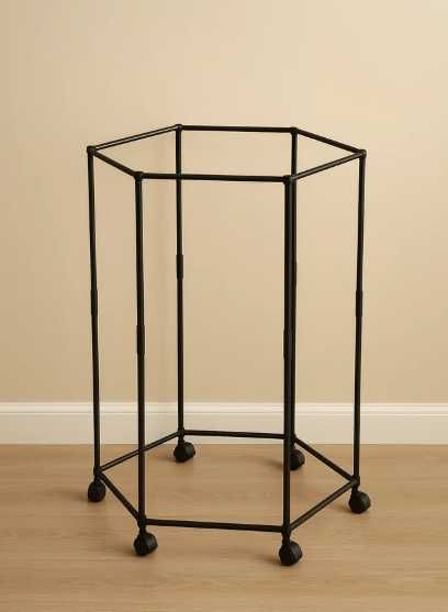 Стійка для одягу з обертом навкури