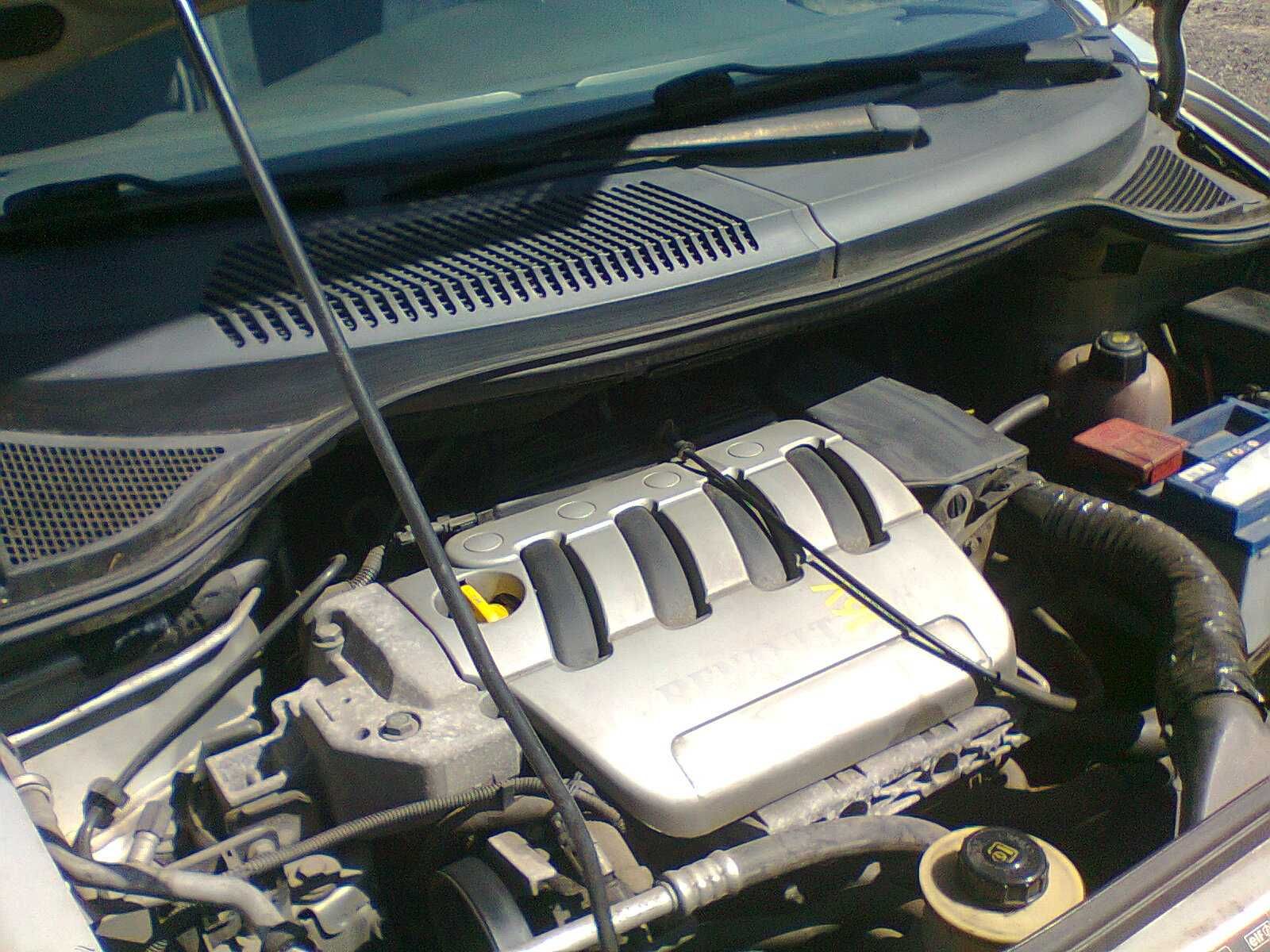 Renault Scénic 1.4 16V comprada nova