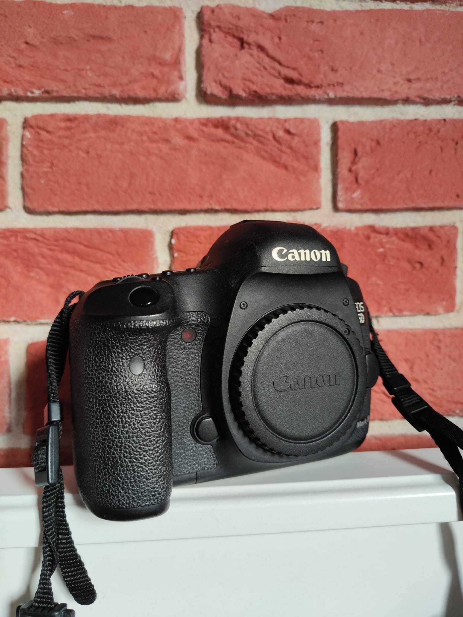 Aparat Canon 5D Mark III