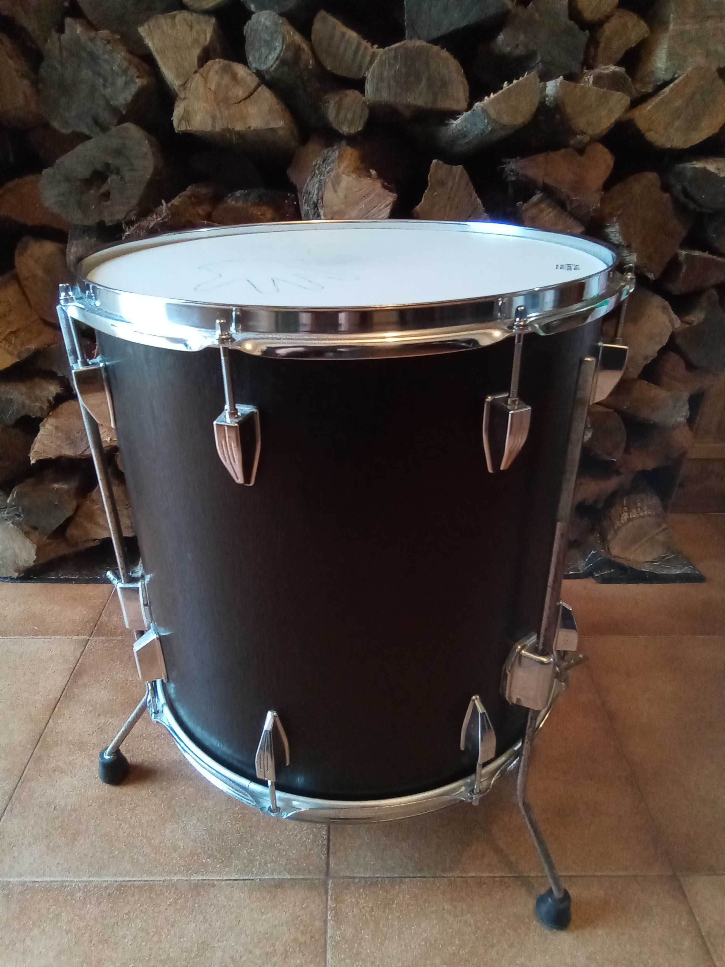 Bateria Royal STAR (Pre Tama), Made in Japan anos 60/70 (20/16/13”)