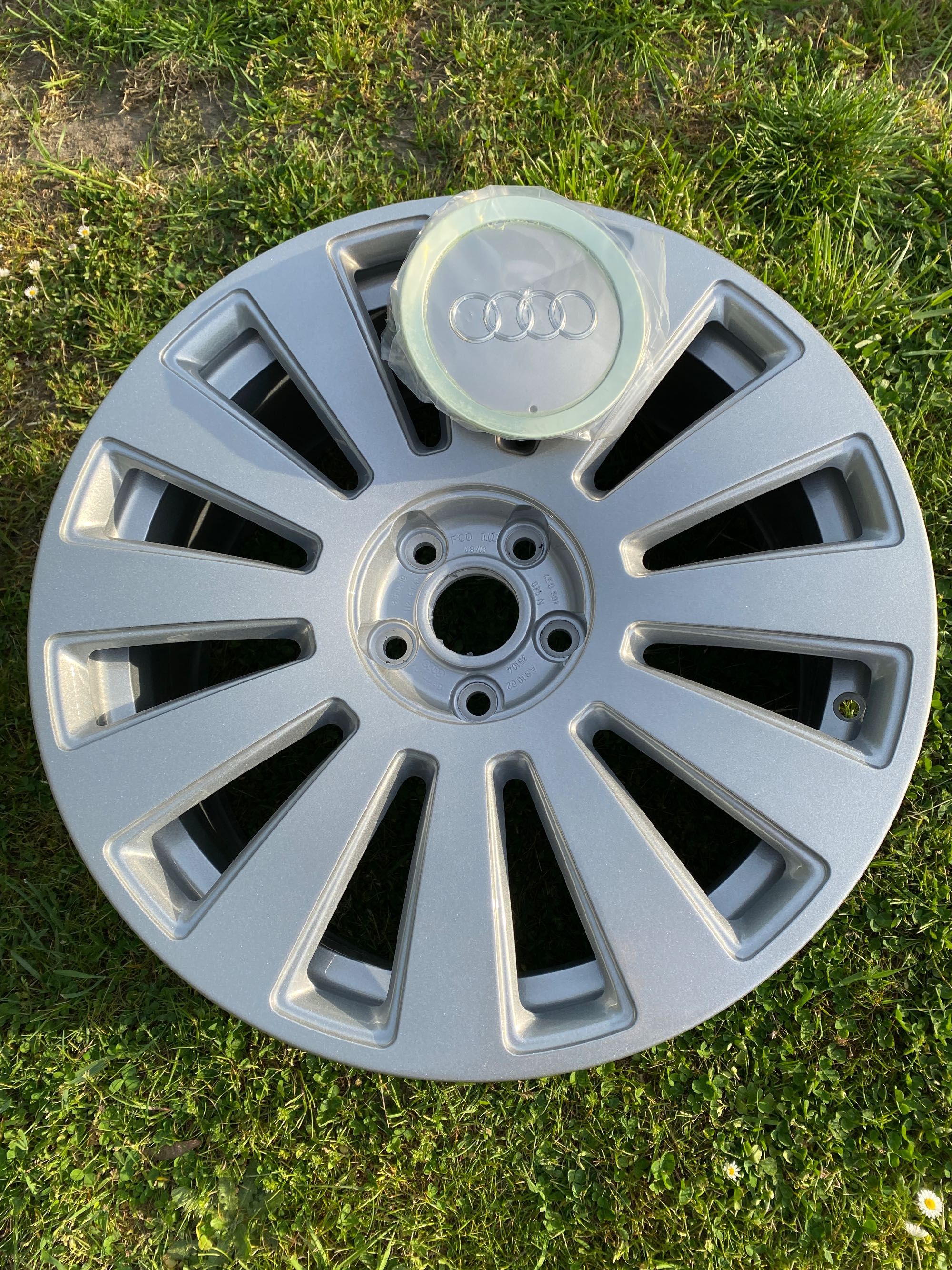 Audi felgi aluminiowe 19 cali ET45 5x112 (A8 D3) (alufelgi)