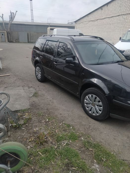 Volkswagen golf 1.6 mpi