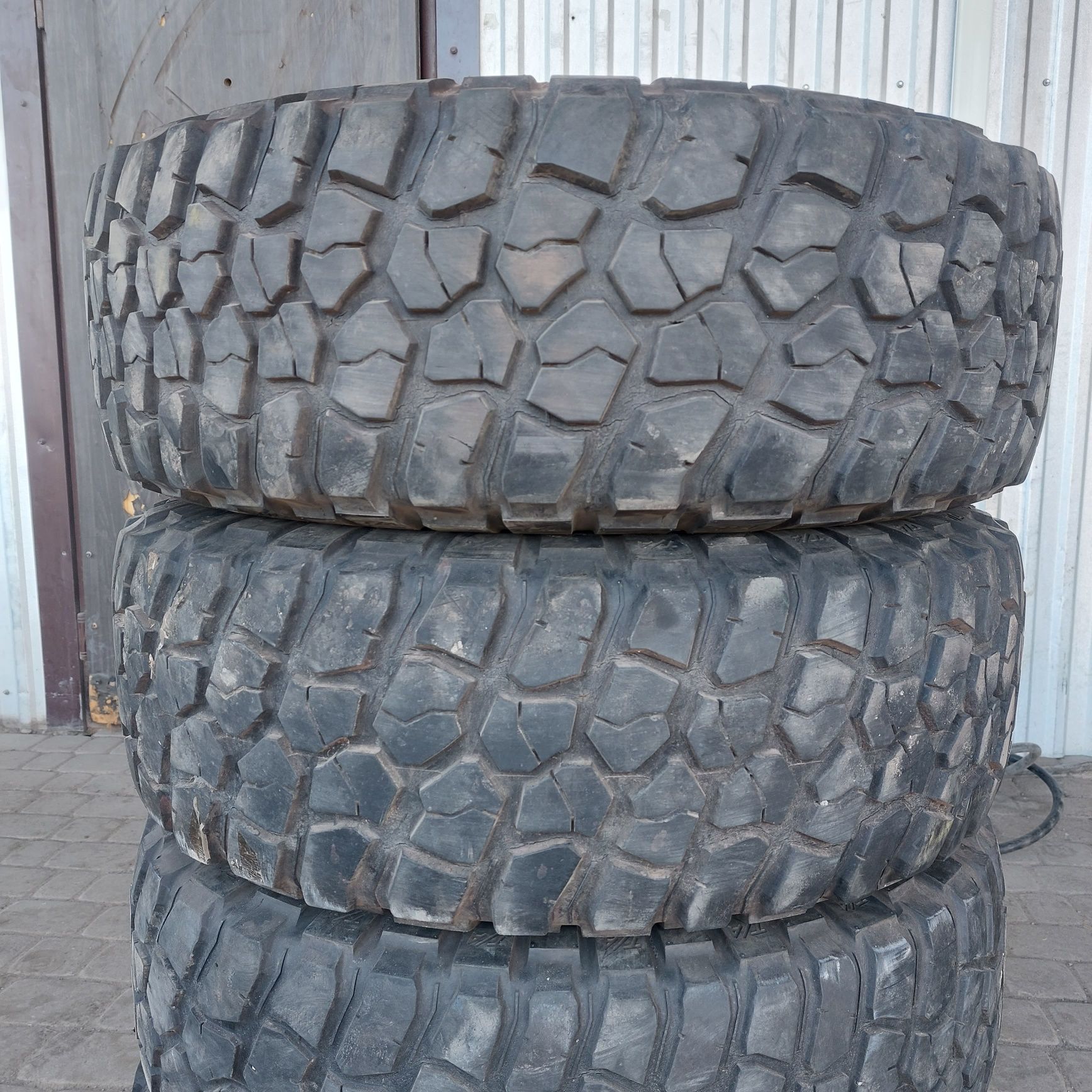 Колеса 285 75 16 BFgoodrich шини 33 11.5 резина  болотна грязева 35