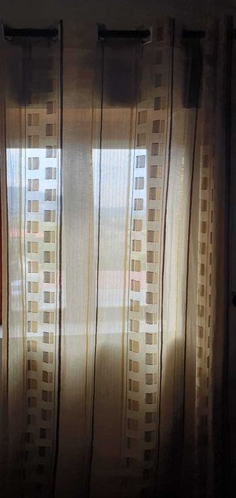 Cortinas Castanhas