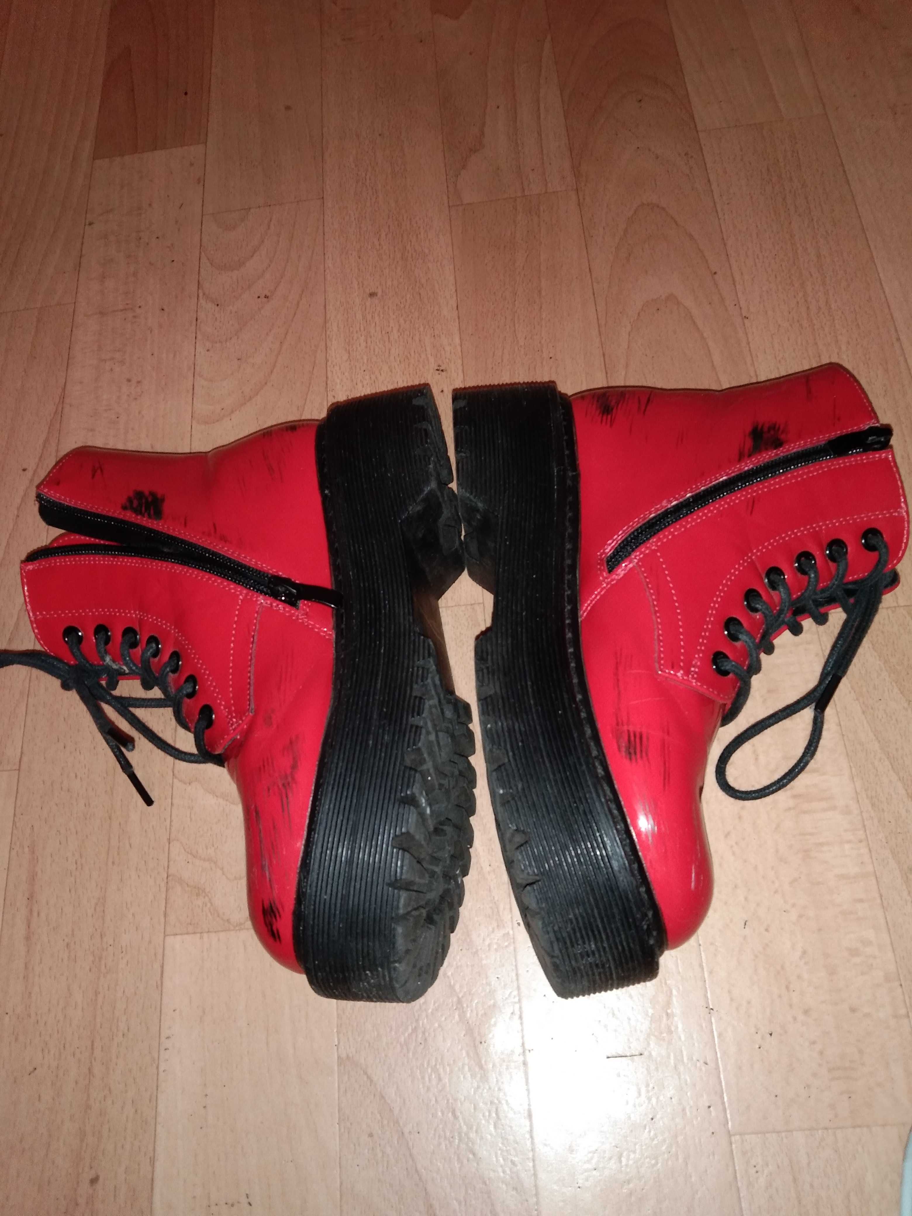 Ботинки Cropp красные,36