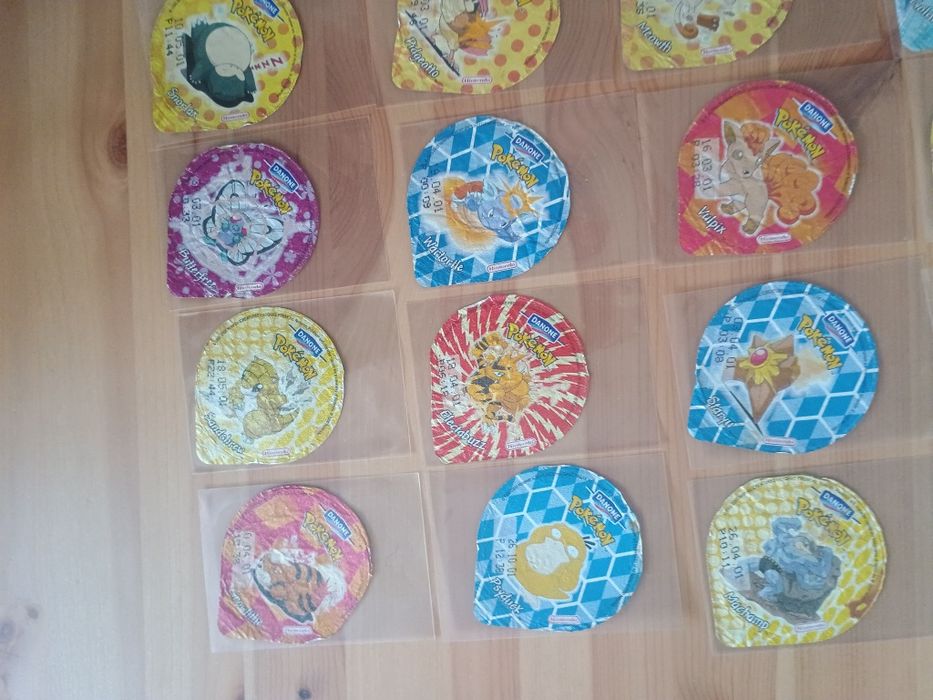 40 wieczek Danone Pokemon