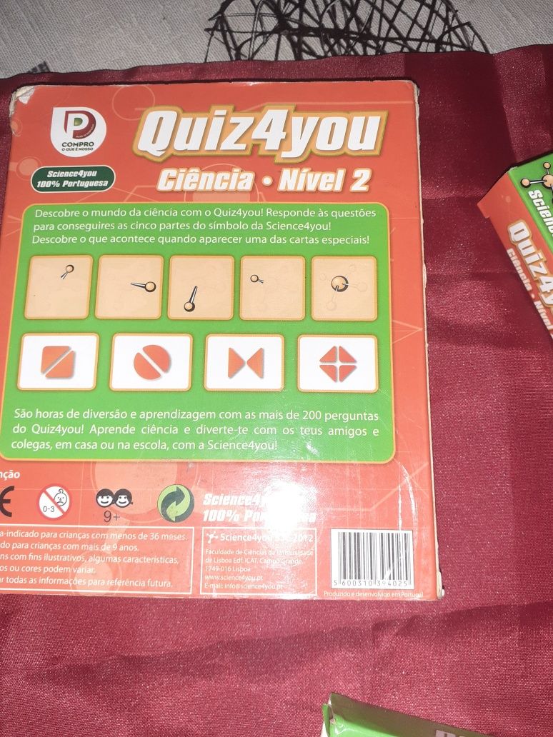 Vendo  jogo Quiz4You de Ciência  nivel 2. Está  novo